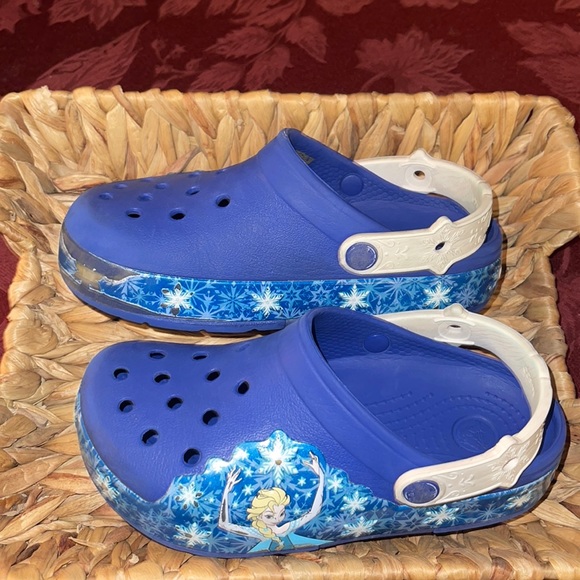 Crocs Crocslights Frozen Girl’s Clogs - Size: 13c - Picture 4 of 7